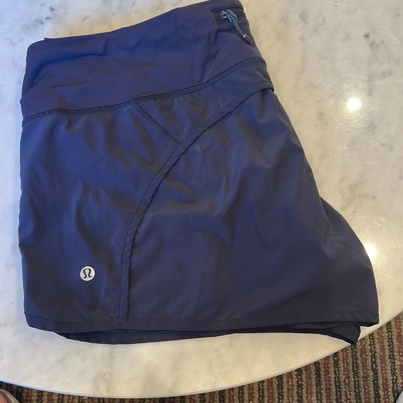 Navy lululemon shorts - Picture 3 of 7